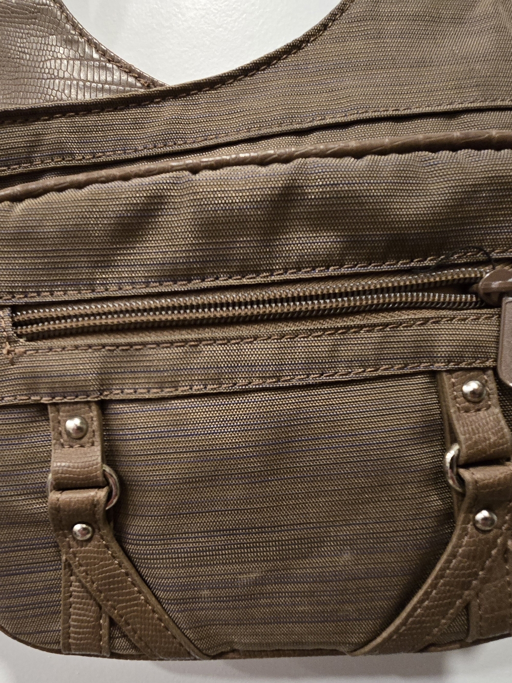 Multisac Everyday Brown Canvas Messenger Bag with Front Zip Pocket